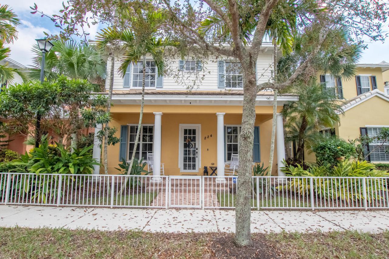224 Bay Cedar Circle - Photo 1