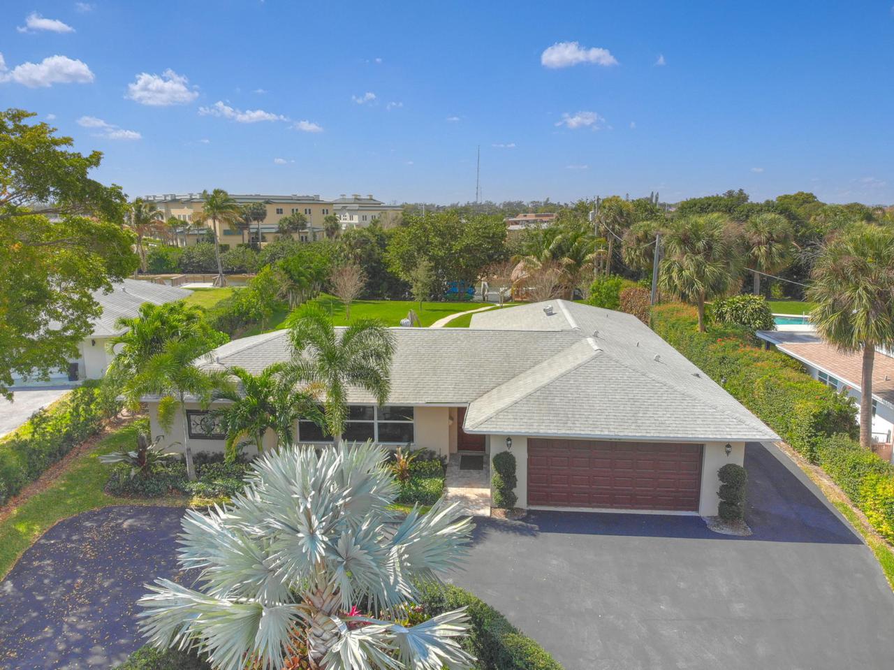 548 Anchorage Drive - Photo 1