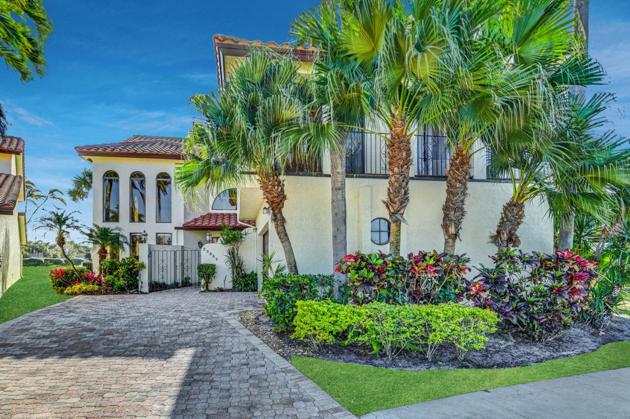 22552 Esplanada Circle - Photo 1