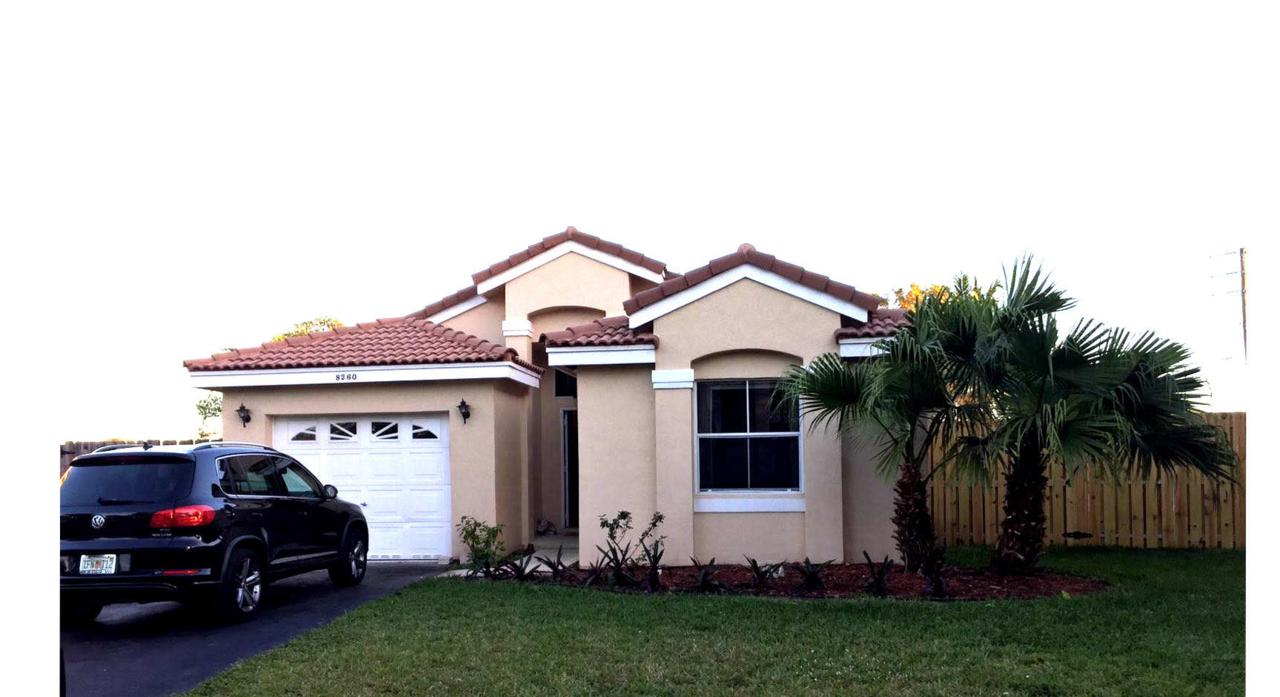 8260 44 Court - Photo 1