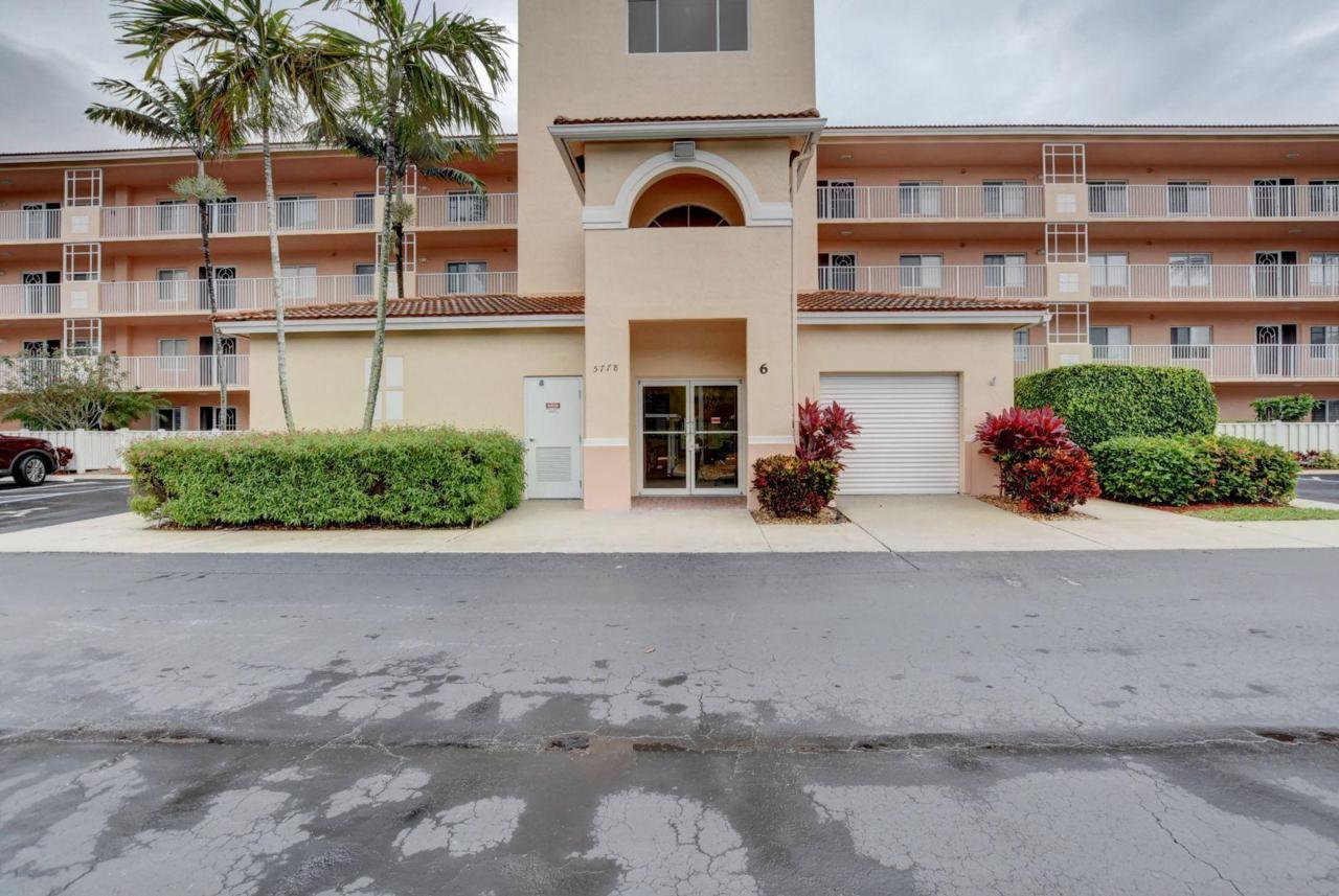 5778 Crystal Shores Drive - Photo 1