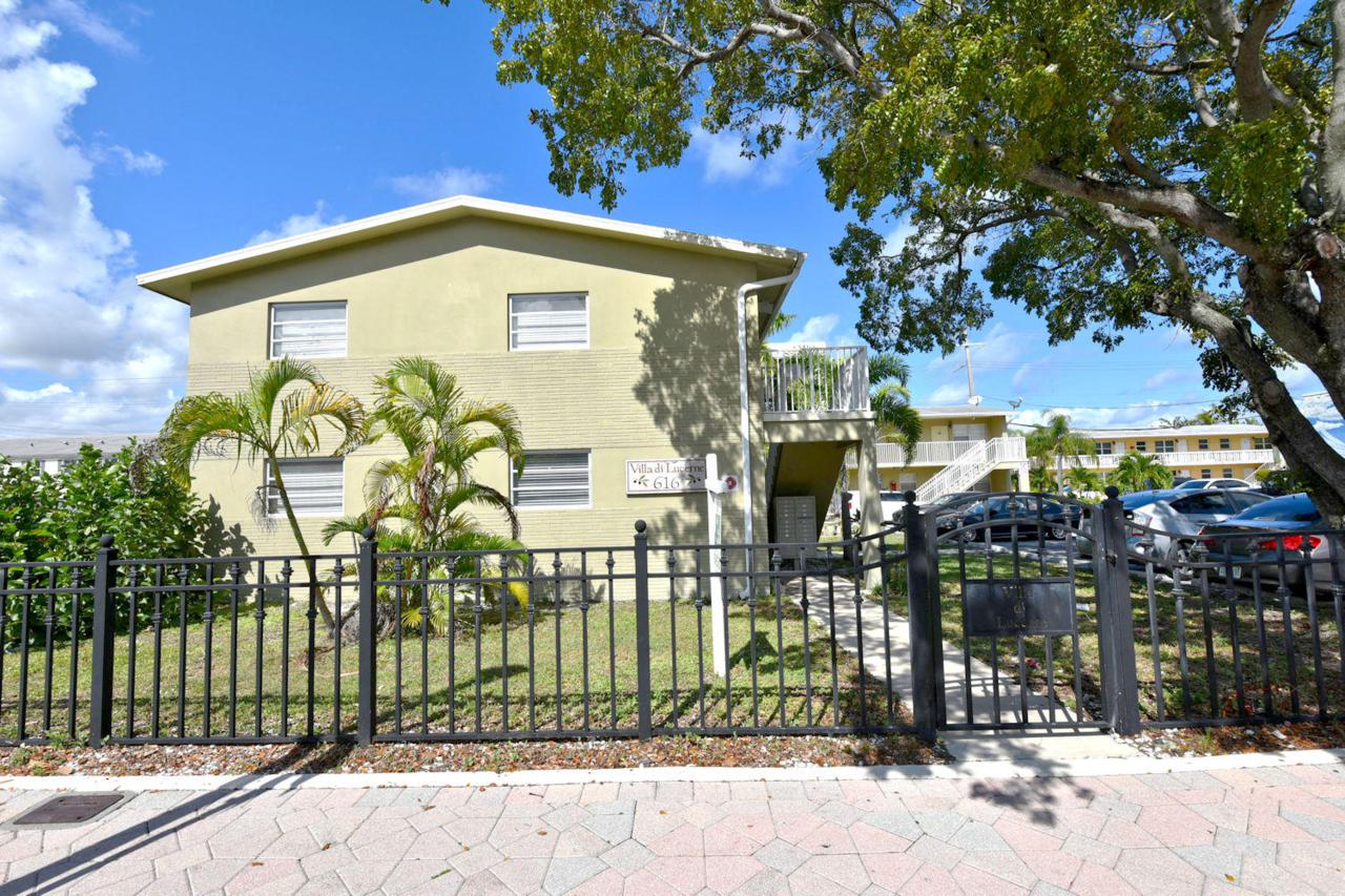 616 Lucerne Avenue - Photo 1