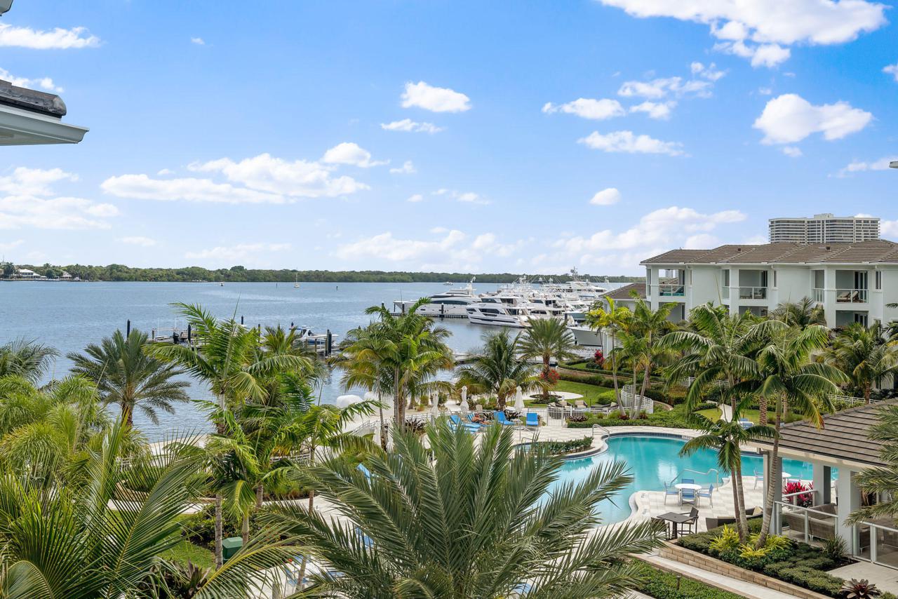 108 Water Club Court - Photo 1