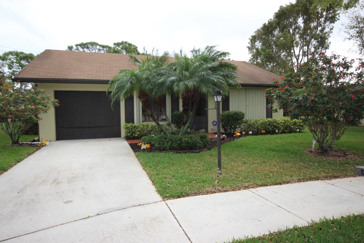 2716 Carnation Court - Photo 1
