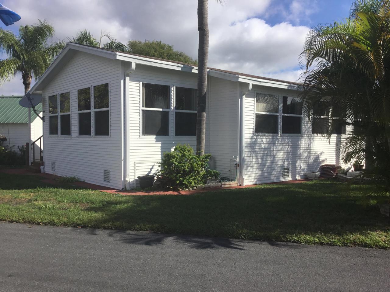 12351 138th Boulevard - Photo 1