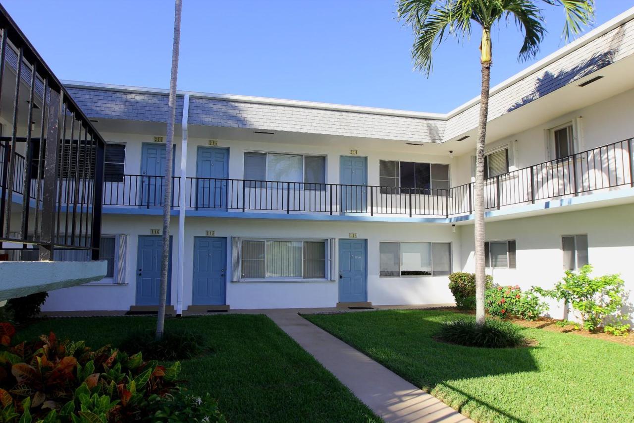 3402 Cynthia Lane - Photo 1