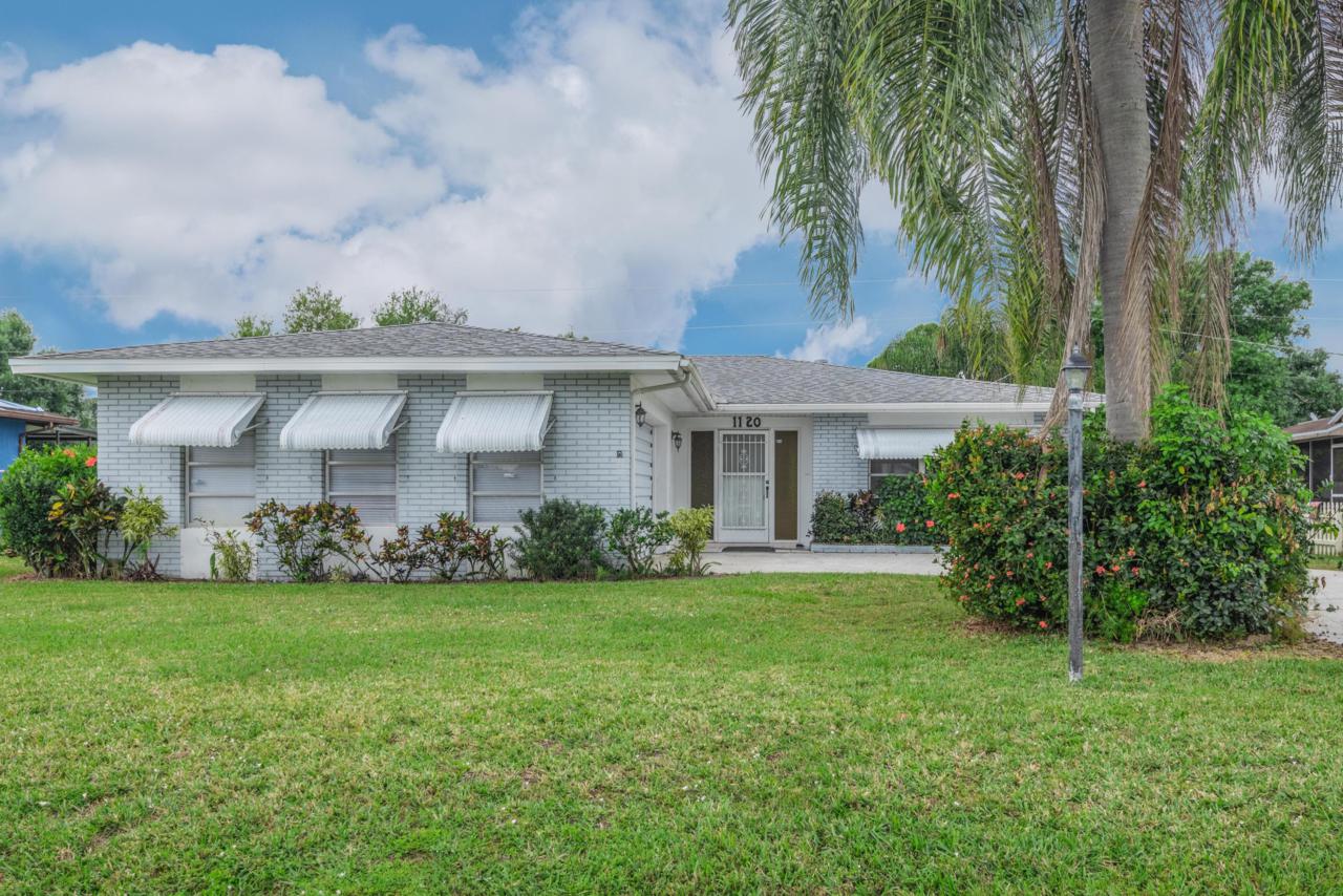 1120 Sabina Lane - Photo 1