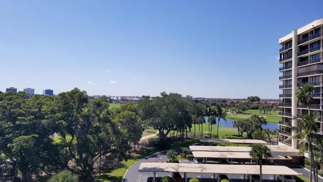 2425 Presidential Way - Photo 1