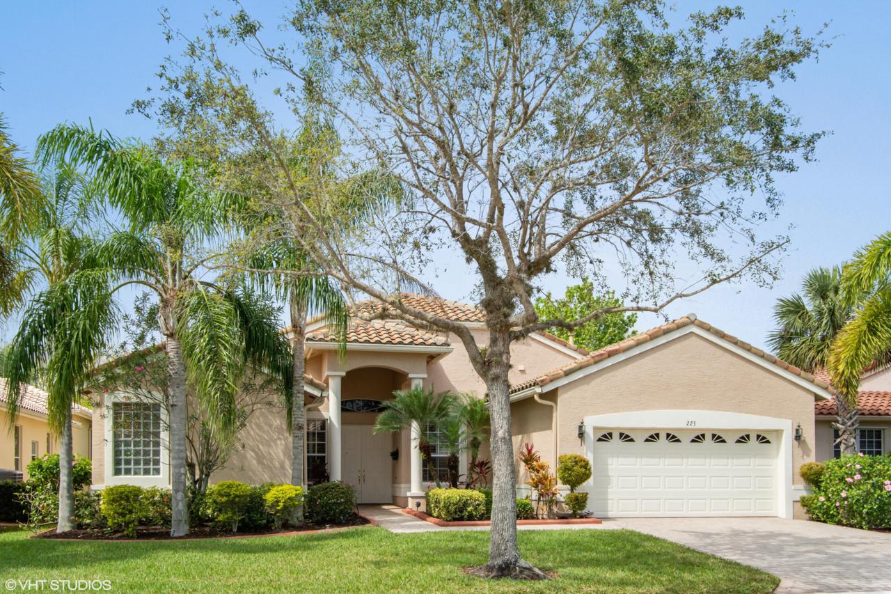 223 Liseron Way - Photo 1
