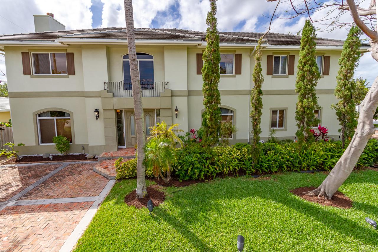 1195 5th Avenue - Photo 1