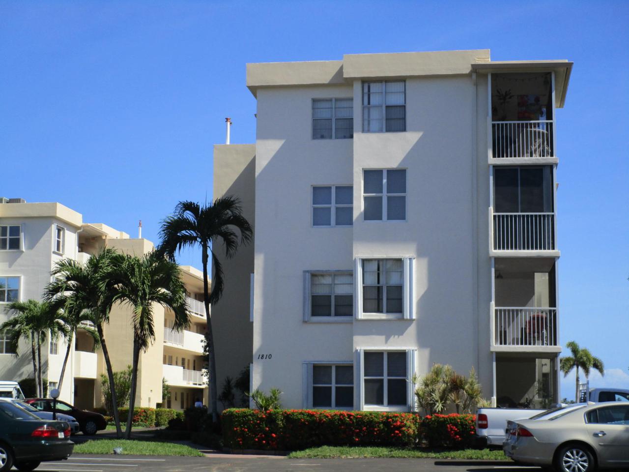 1810 New Palm Way - Photo 1