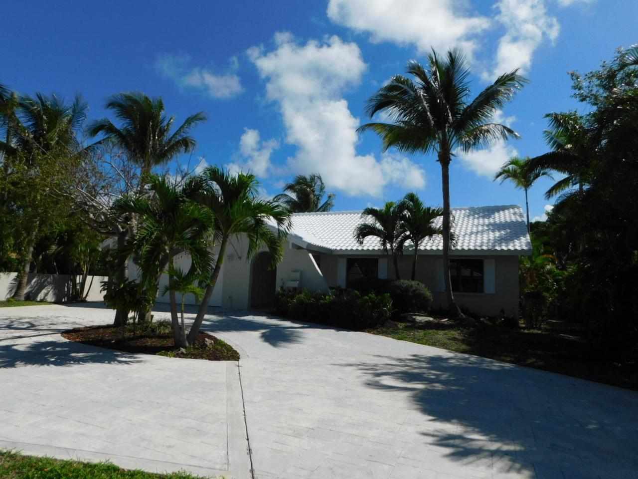831 Oyster Lane - Photo 1