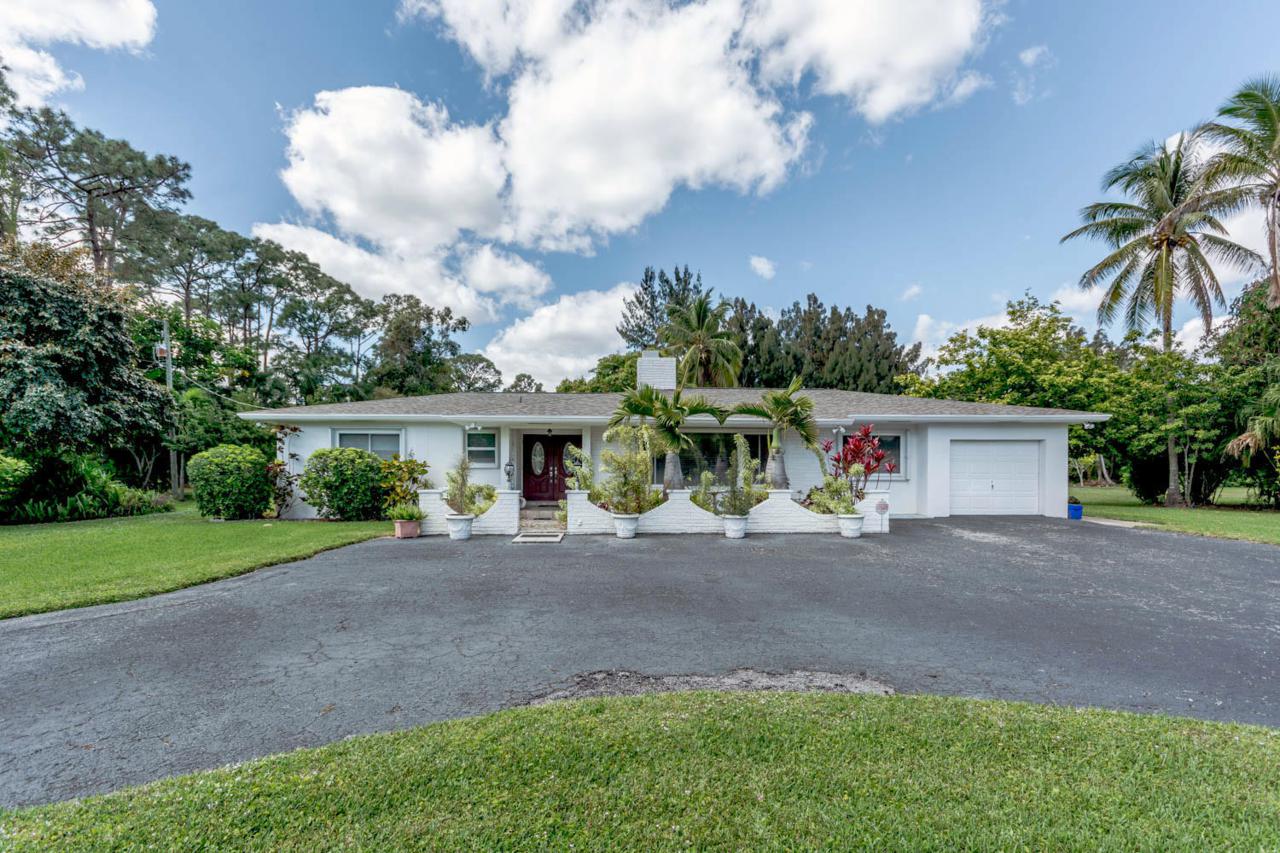 8902 Bates Road - Photo 1