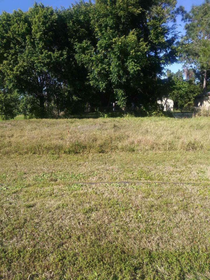 1533 Jacksonville Avenue - Photo 1