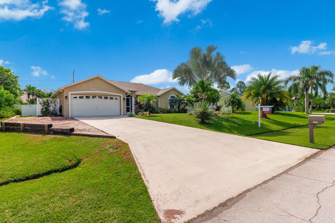 3538 Hyde Circle - Photo 1
