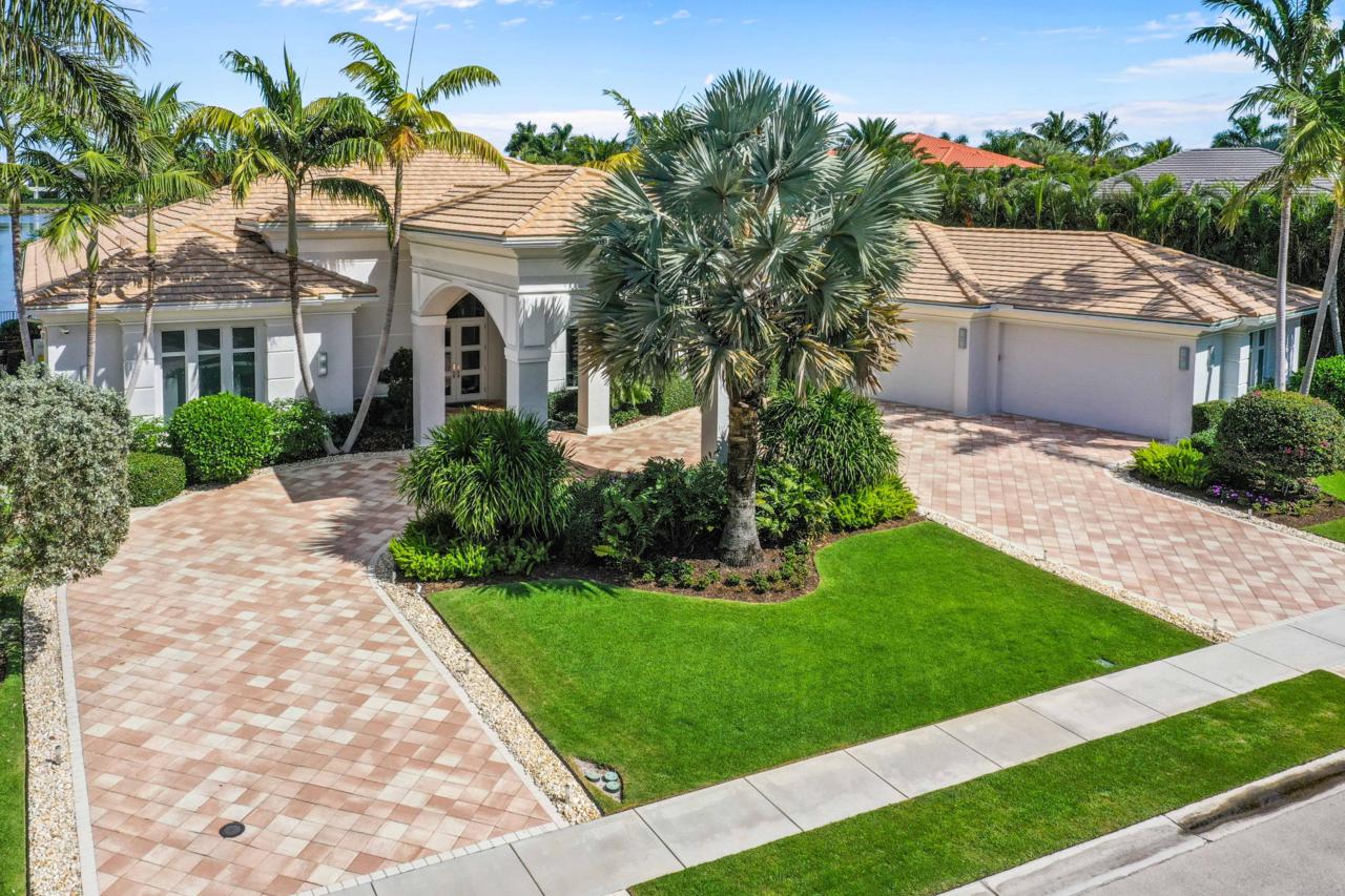 640 Hermitage Circle - Photo 1