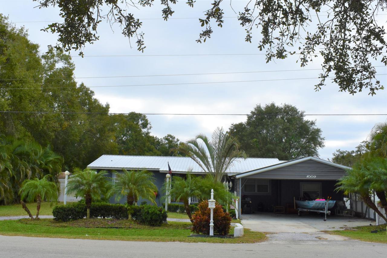 1009 3rd Street - Photo 1