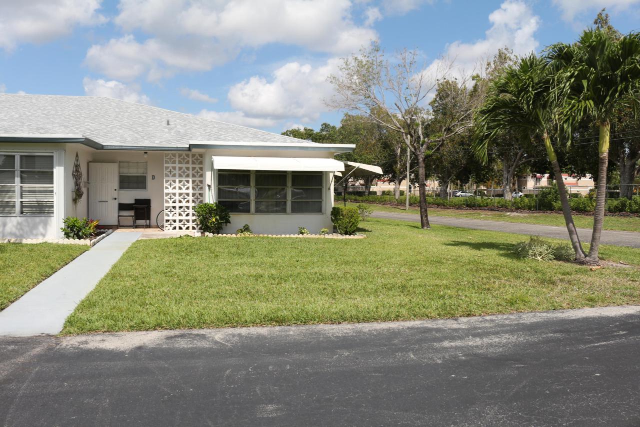 1072 North Drive - Photo 1