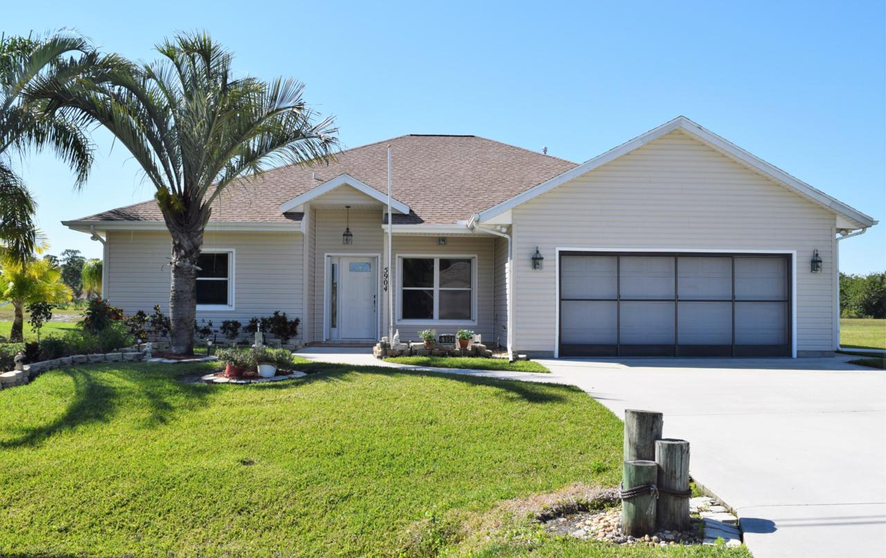 5904 Favian Avenue - Photo 1