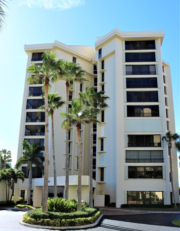 2400 Ocean Drive - Photo 1