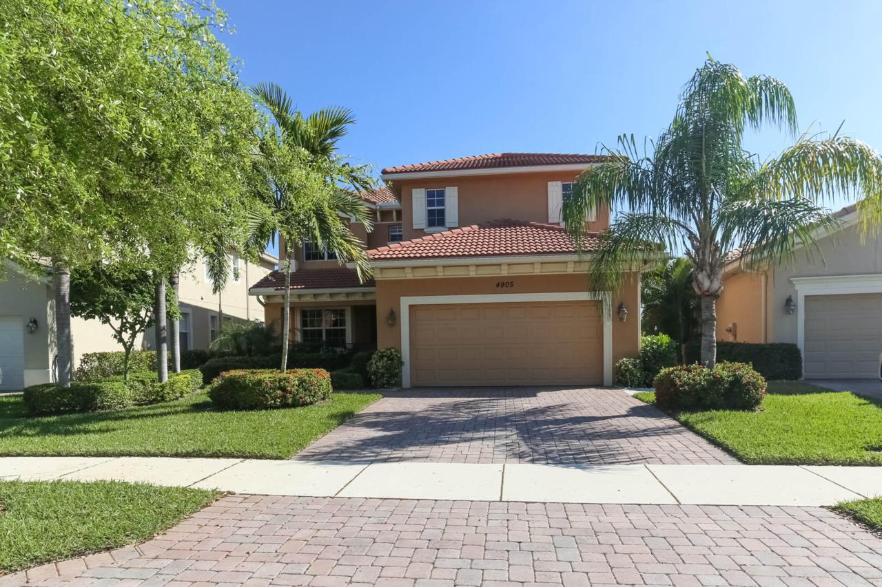 4905 Pacifico Court - Photo 1