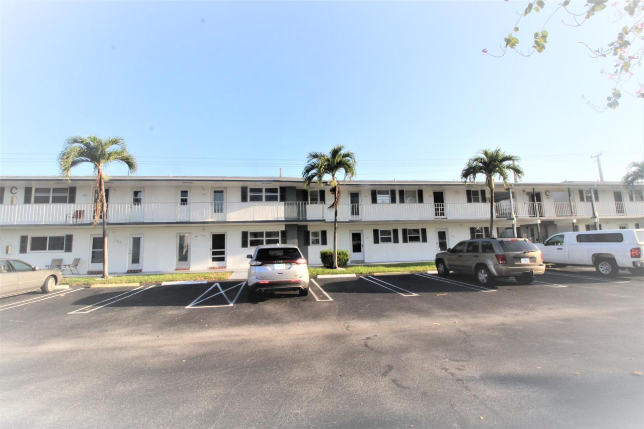 1111 Lake Terrace - Photo 1
