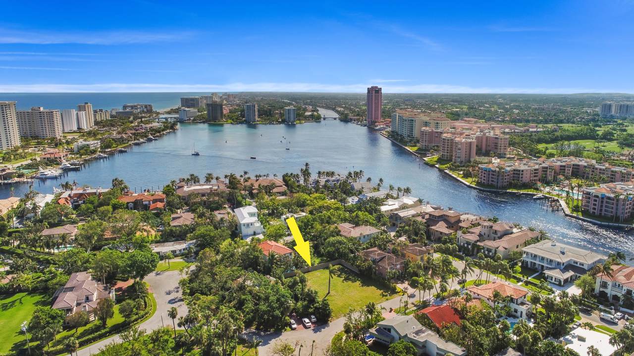 750 Palm Avenue - Photo 1