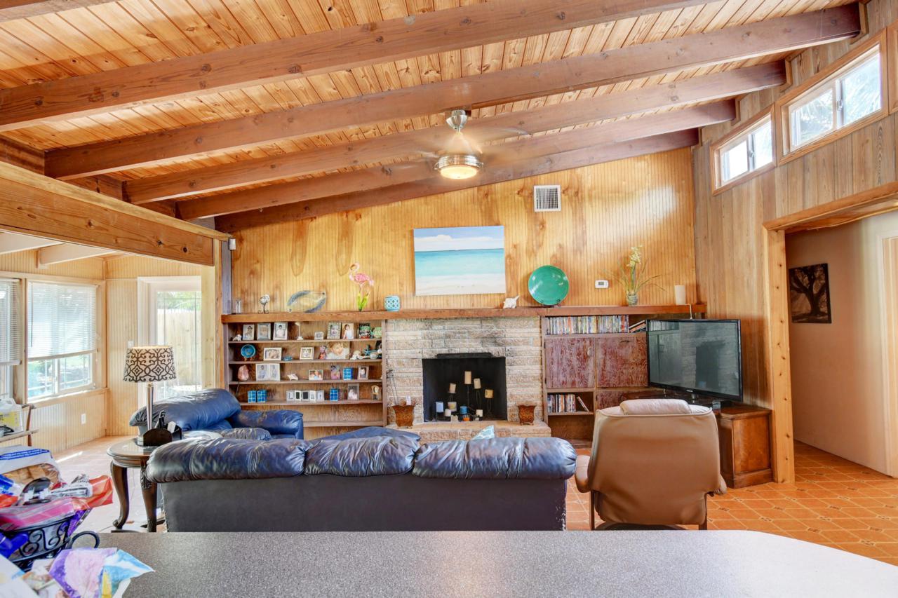 1049 31st Street - Photo 1