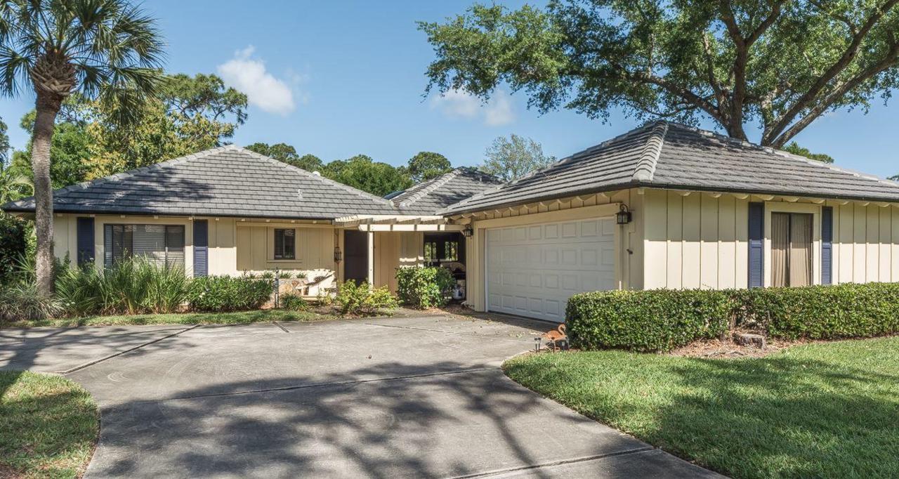 103 Prestwick Circle - Photo 1