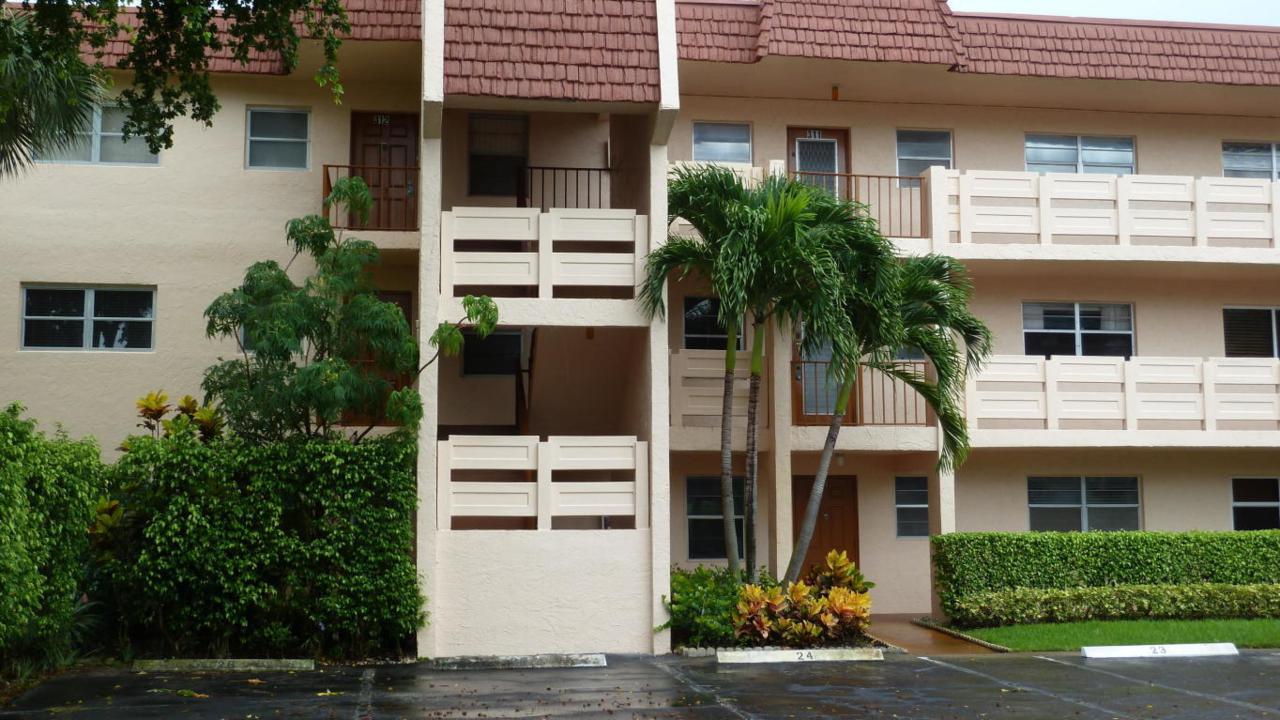 14721 Bonaire Boulevard - Photo 1