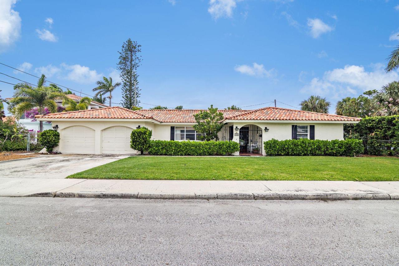 7911 Flagler Court - Photo 1