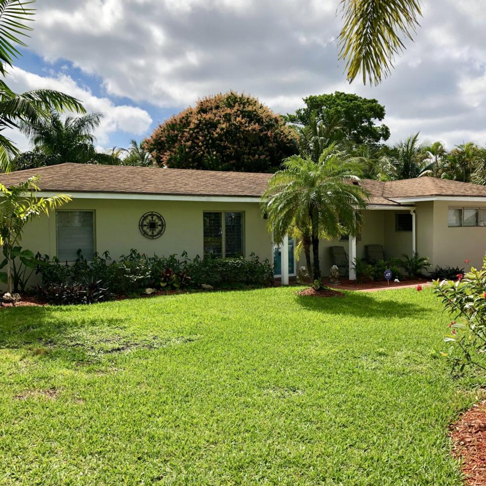 144 Coconut Road - Photo 1