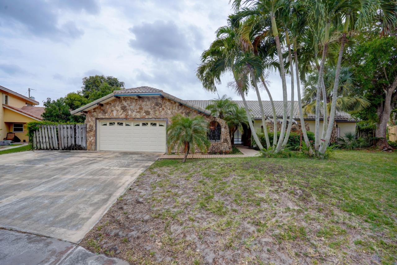 1300 2nd Street - Photo 1