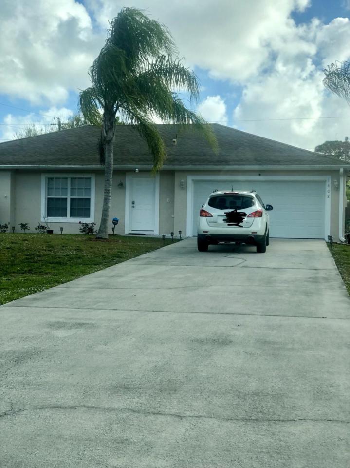 1408 Del Rio Boulevard - Photo 1