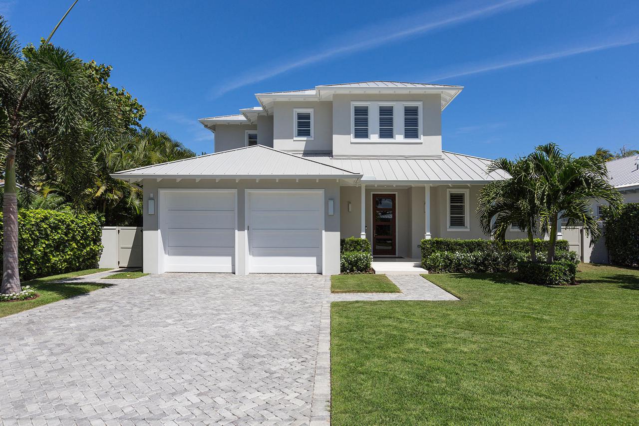 425 8th Avenue - Photo 1