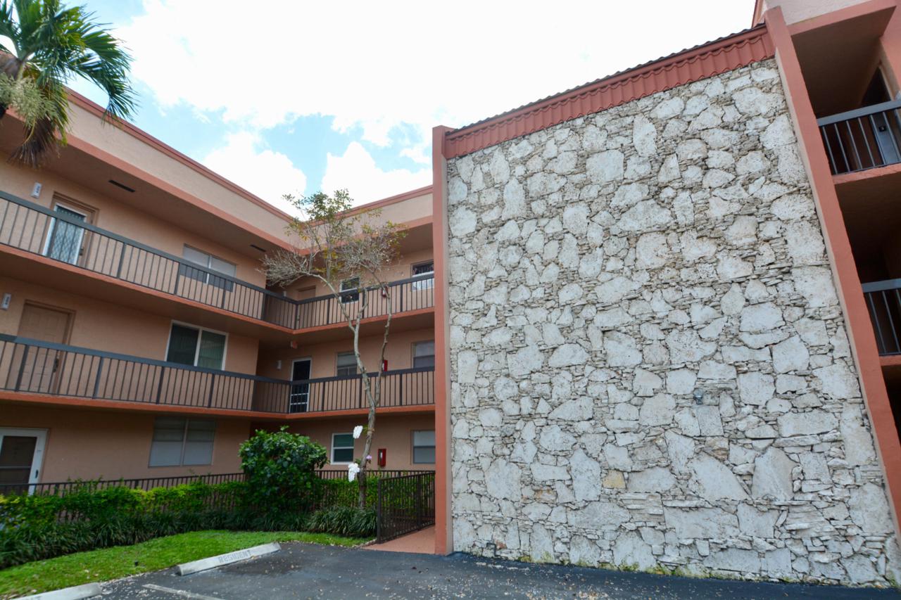 3040 Holiday Springs Boulevard - Photo 1