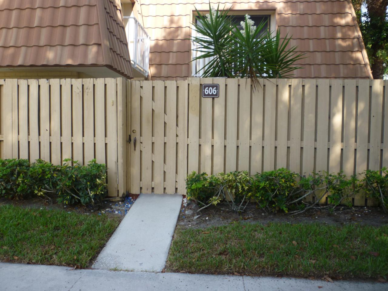 606 Green Springs Place - Photo 1