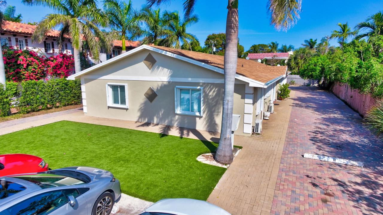 1211 8th Avenue - Photo 1