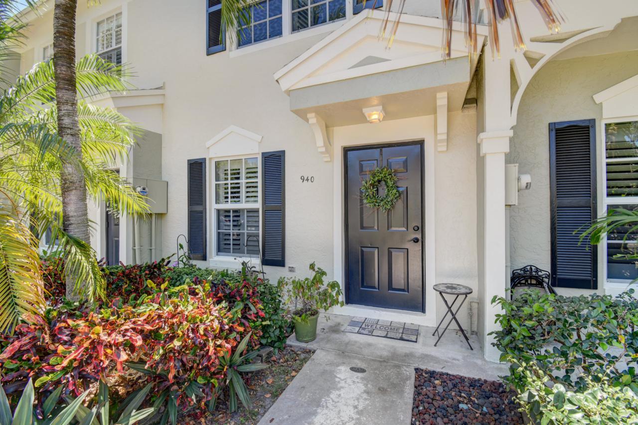 940 Kokomo Key Lane - Photo 1