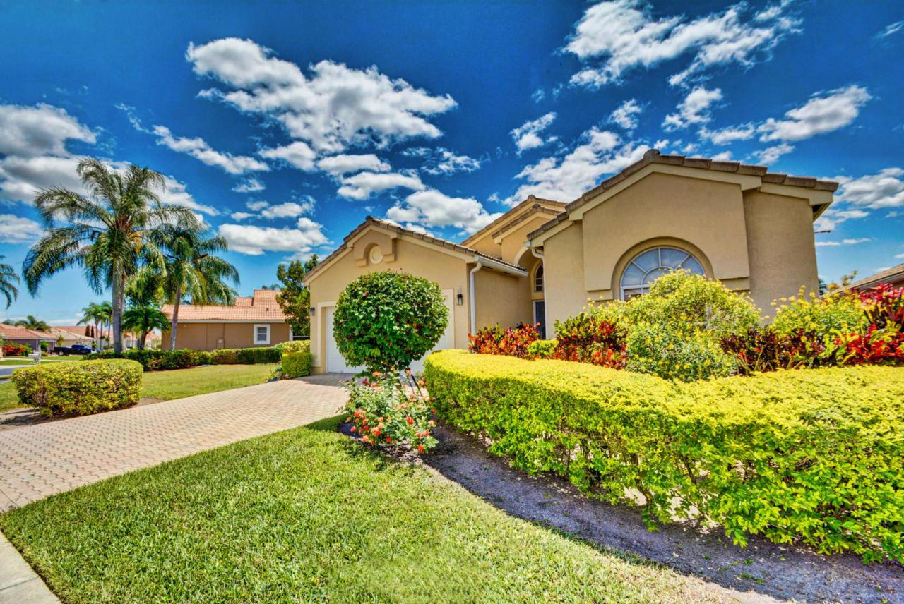 6948 Ashton Street - Photo 1