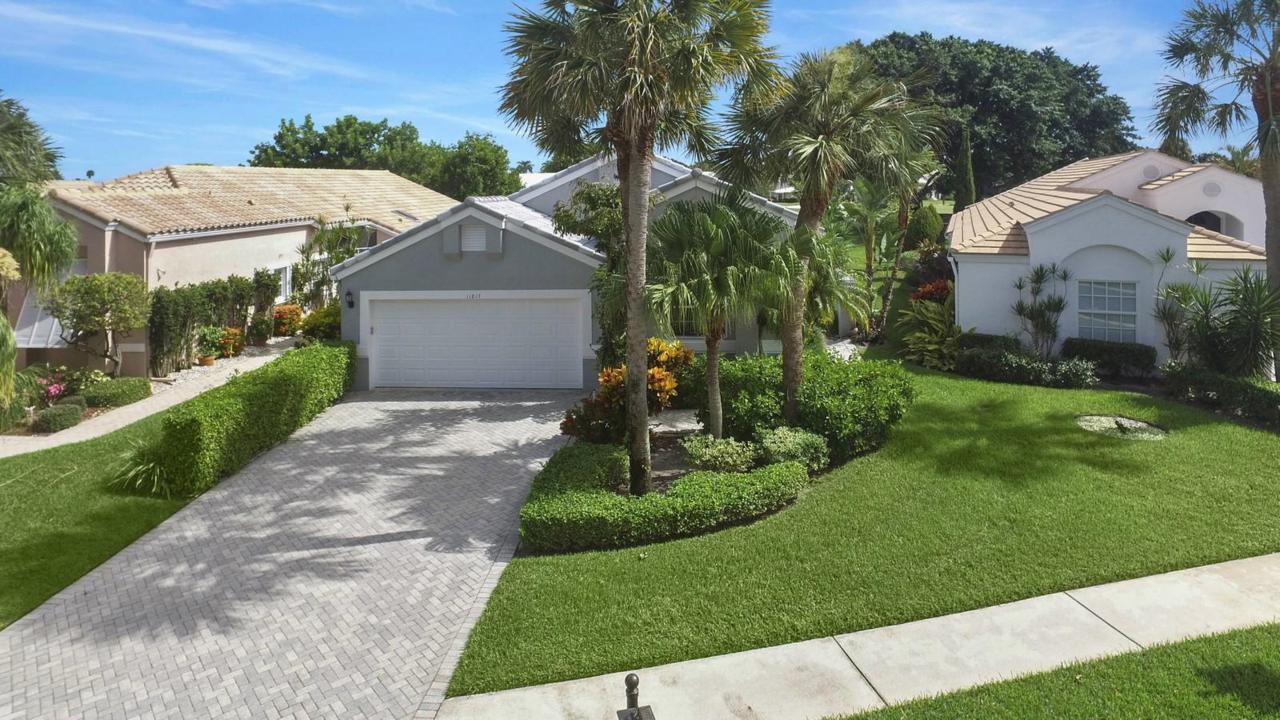 11817 Fountainside Circle - Photo 1