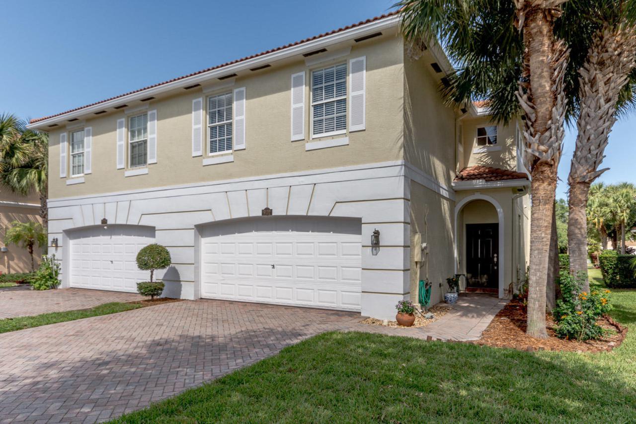 9132 Villa Palma Lane - Photo 1