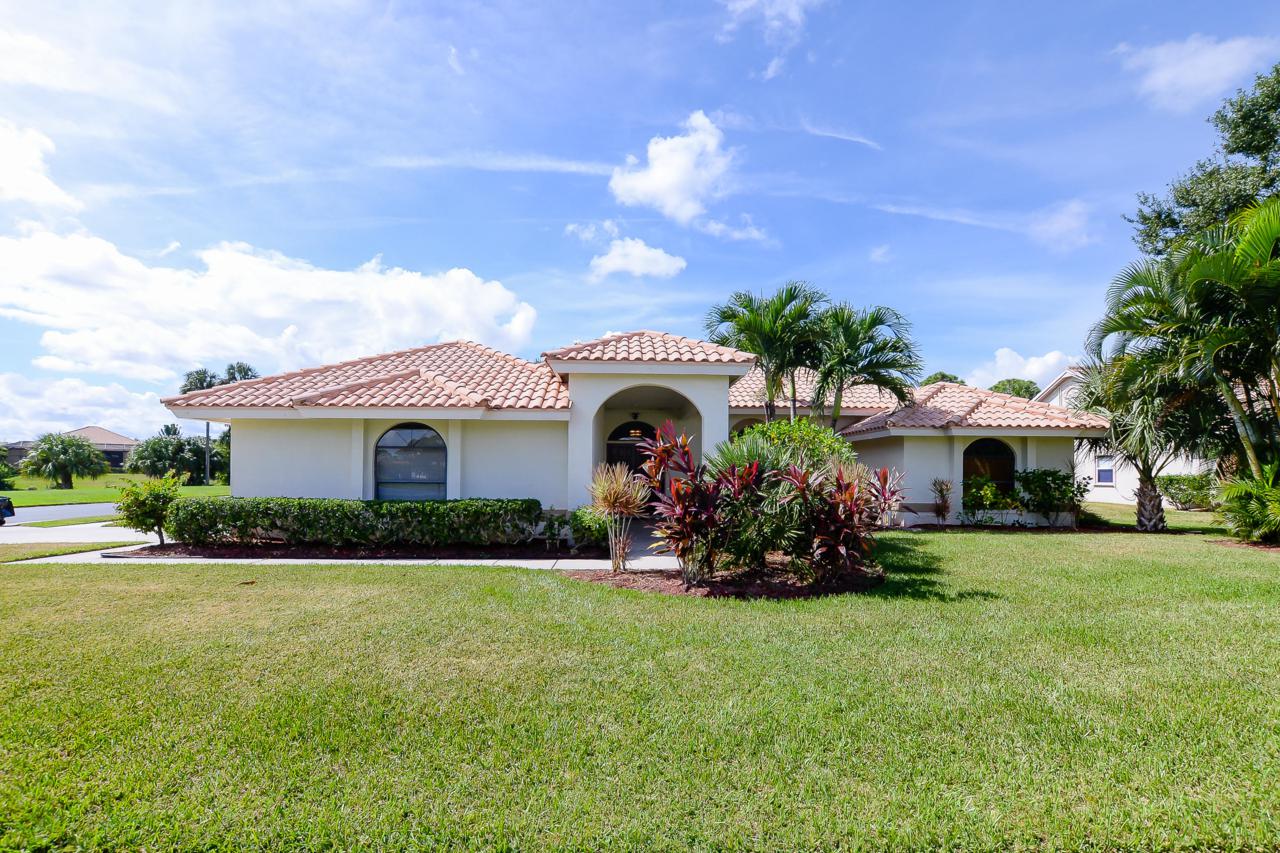410 Sycamore Cove - Photo 1
