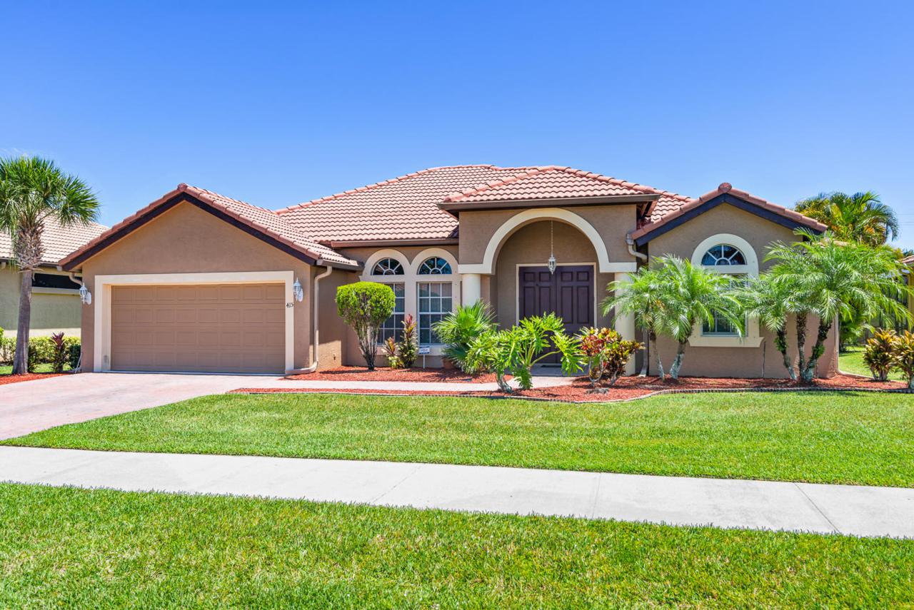 415 Crabapple Cove - Photo 1