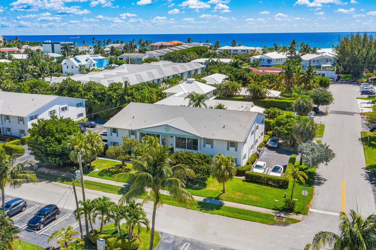 315 Venetian Drive - Photo 1