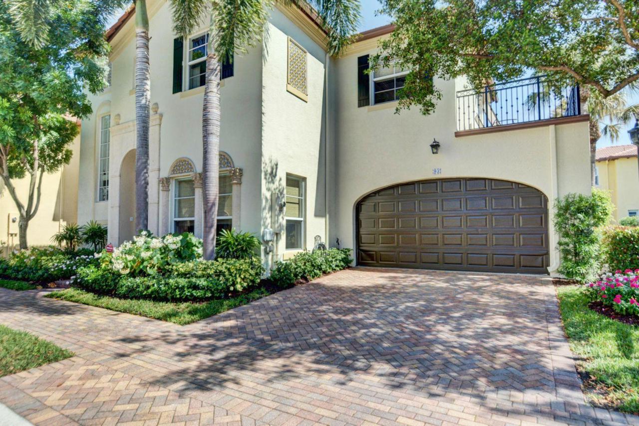 93 Via Floresta Drive - Photo 1
