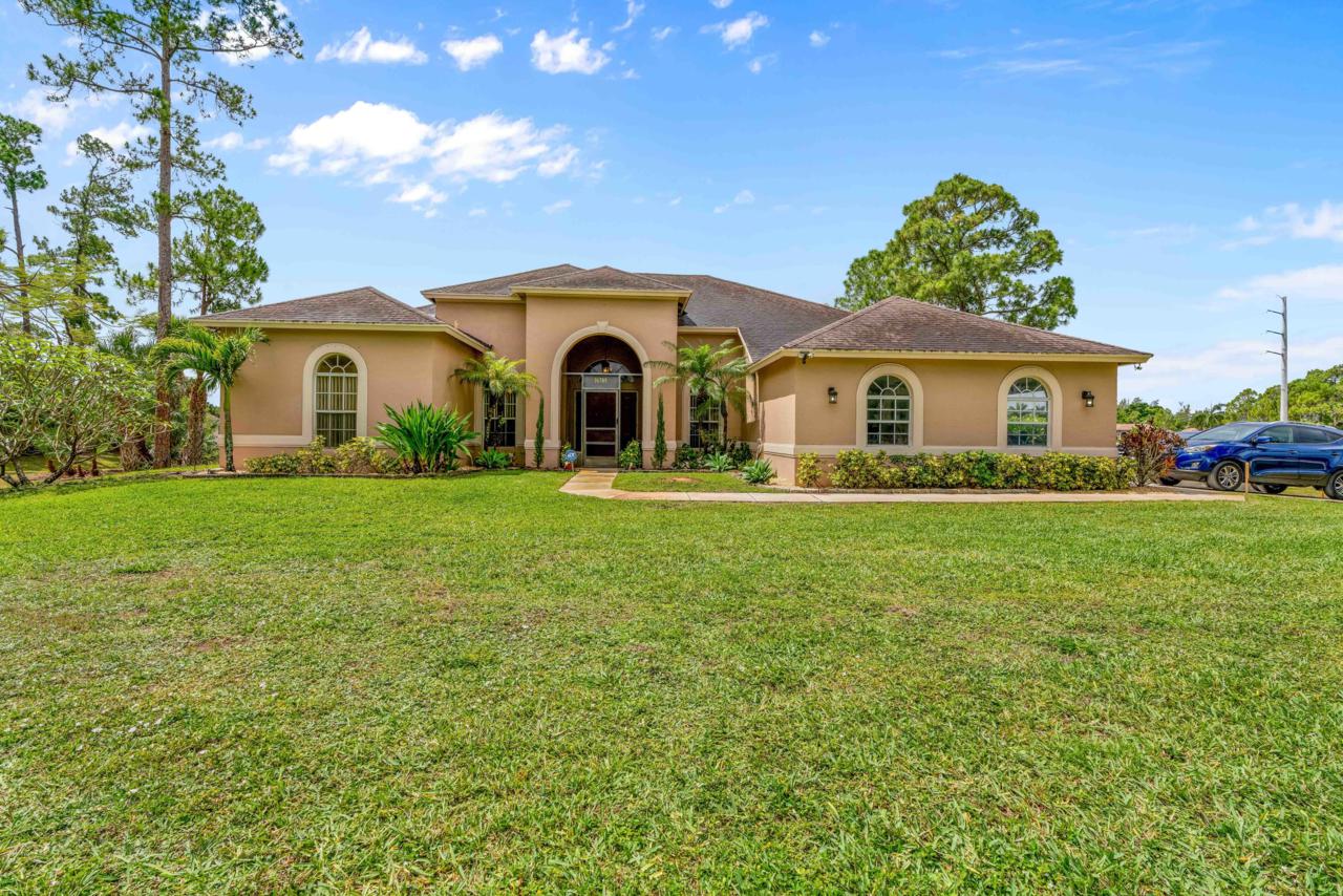 16788 Aintree Drive - Photo 1