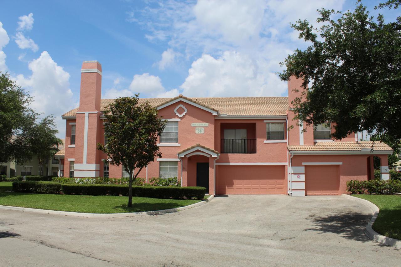 168 Peacock Boulevard - Photo 1