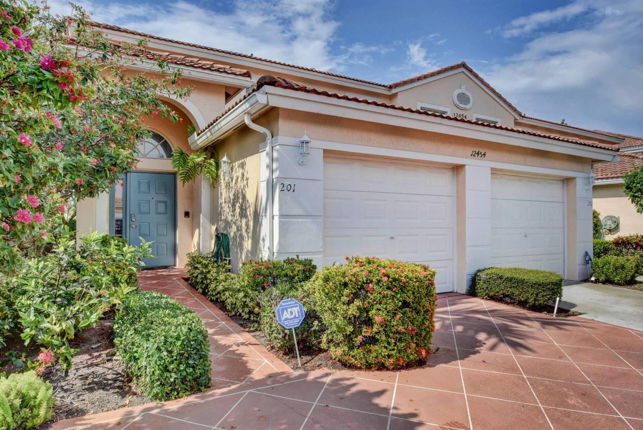 12454 Crystal Pointe Drive - Photo 1