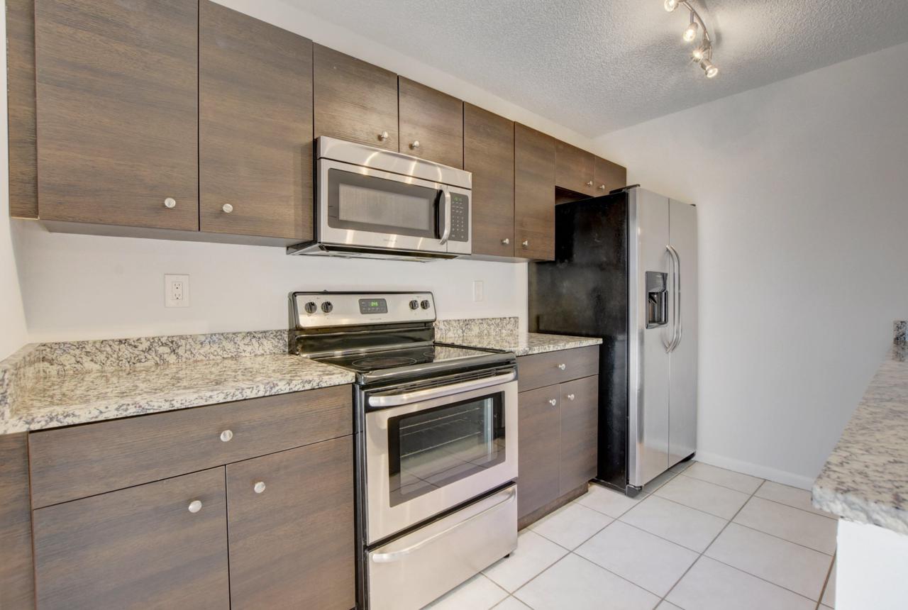 6602 66th Way - Photo 1